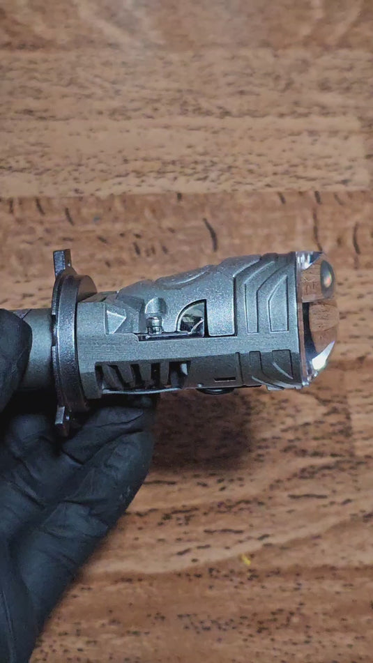 Ampolletas LED H4 con Lupa